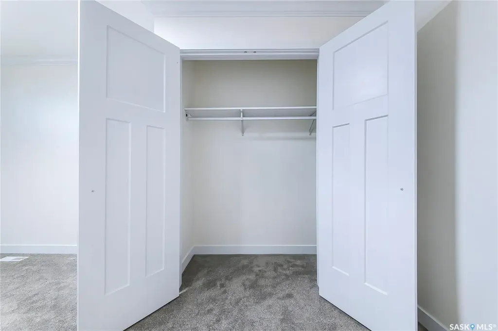 250 Akhtar Bend Saskatoon SK S7W 0W4