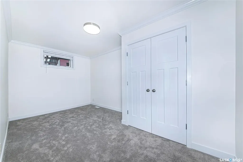 250 Akhtar Bend Saskatoon SK S7W 0W4