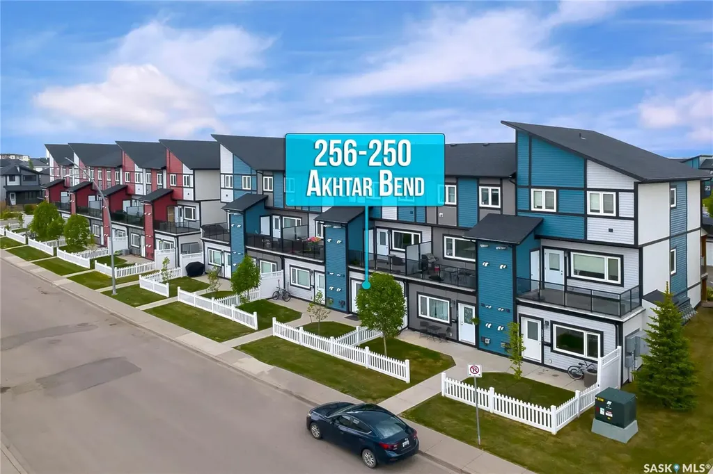 250 Akhtar Bend Saskatoon SK S7W 0W4