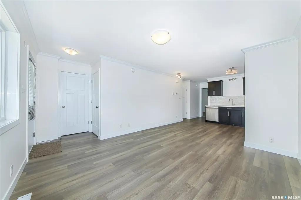 250 Akhtar Bend Saskatoon SK S7W 0W4