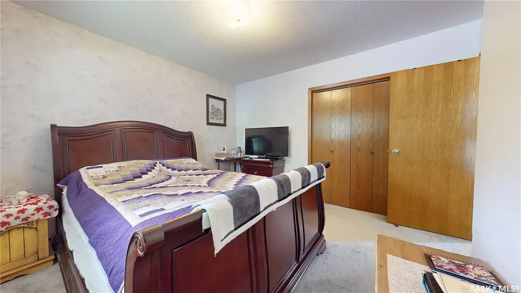 210 Cypress Street Maple Creek SK S0N 1N0