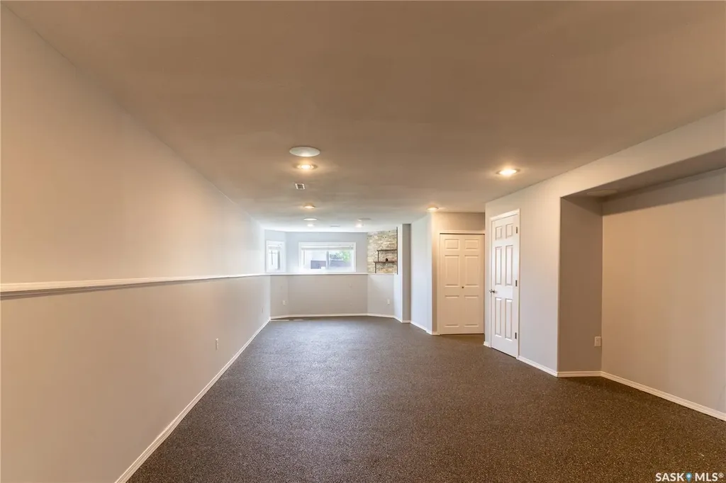 708 6th Avenue S Martensville SK S0K 2T0