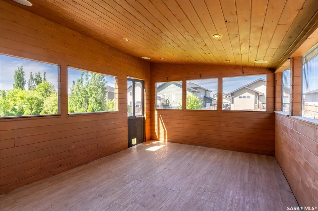 708 6th Avenue S Martensville SK S0K 2T0