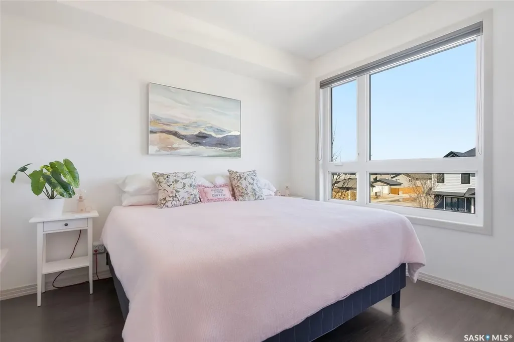 223 Evergreen Square Saskatoon SK S7M 4T2