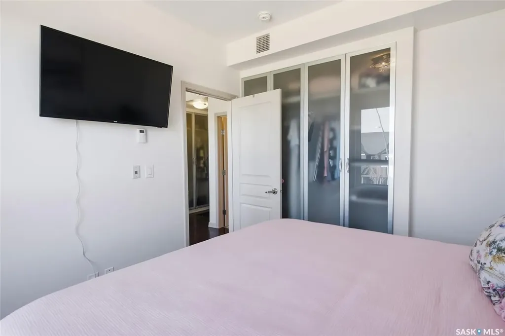 223 Evergreen Square Saskatoon SK S7M 4T2