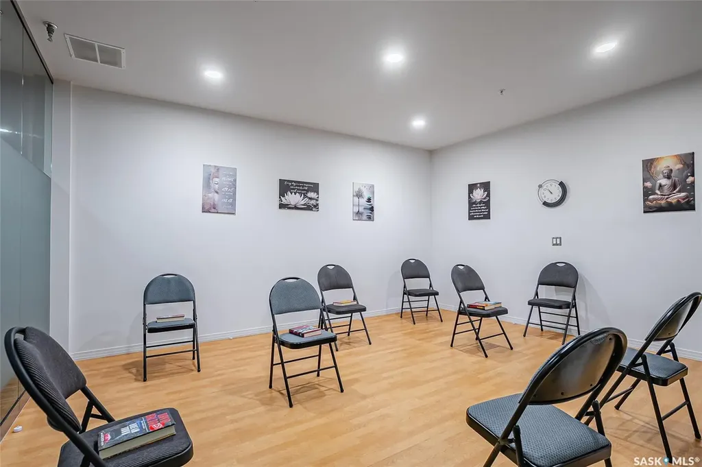 223 Evergreen Square Saskatoon SK S7M 4T2