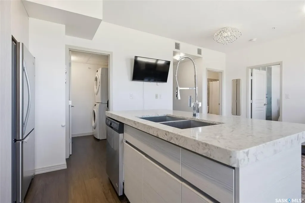 223 Evergreen Square Saskatoon SK S7M 4T2