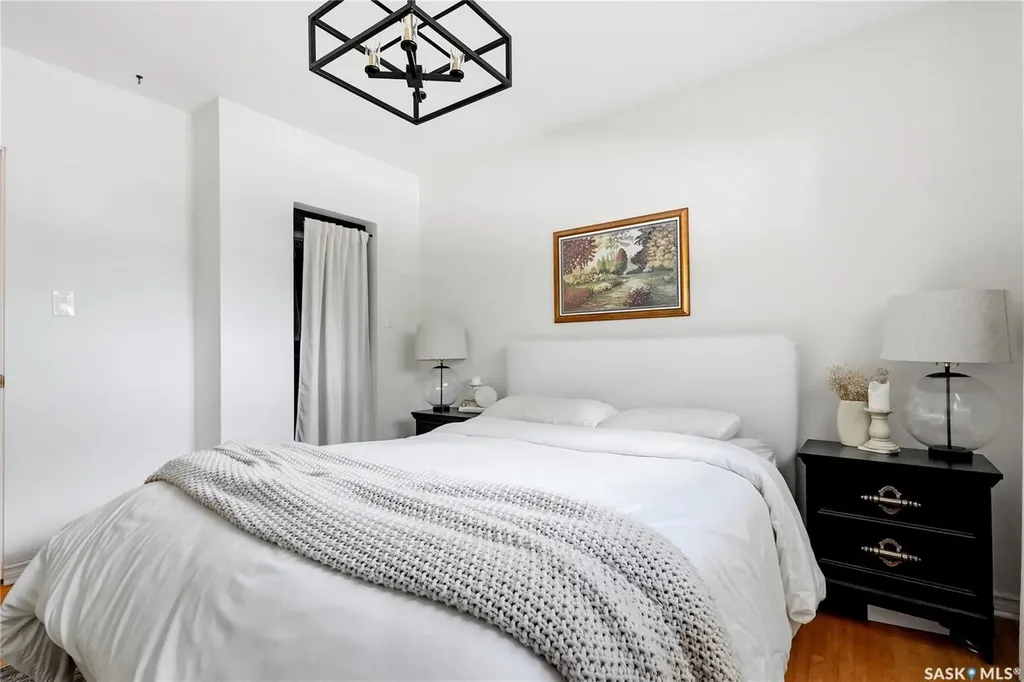 25 Murphy Crescent Saskatoon SK S7J 2T5