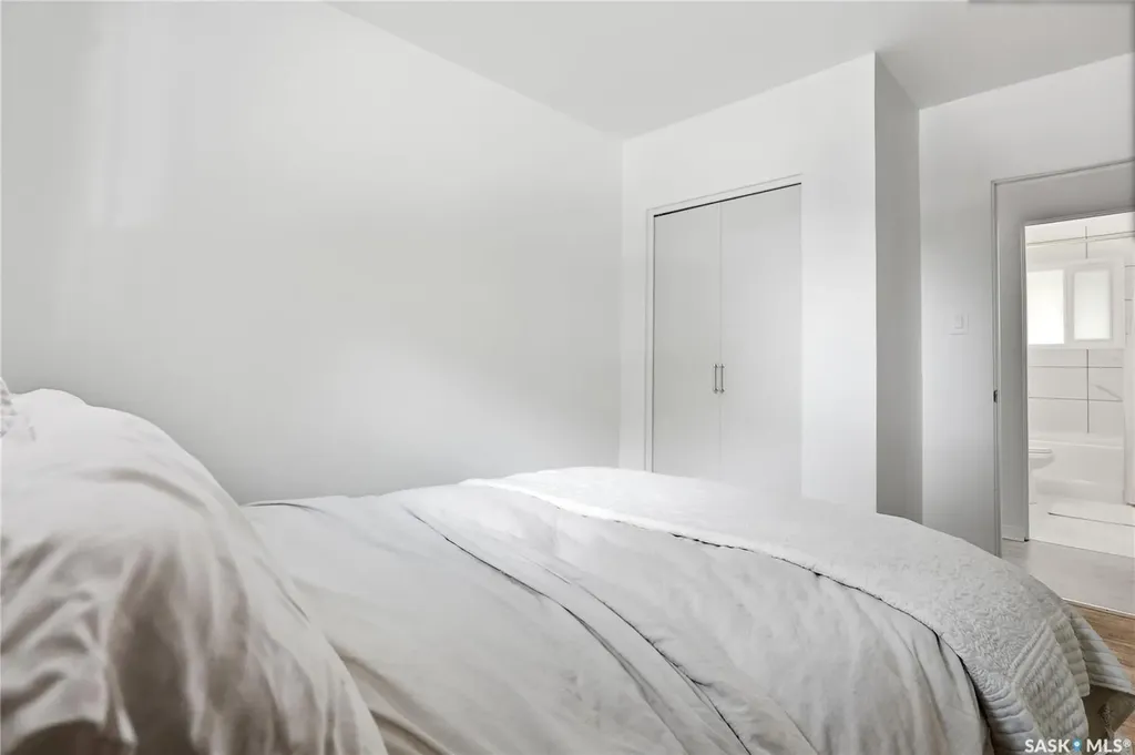 25 Murphy Crescent Saskatoon SK S7J 2T5