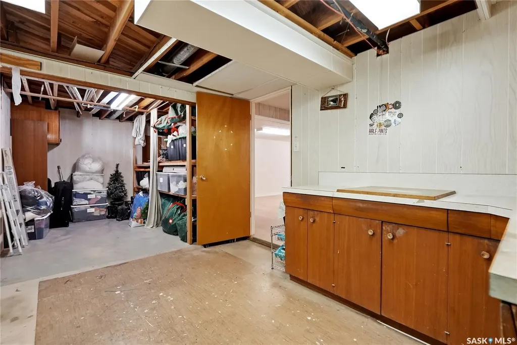 25 Murphy Crescent Saskatoon SK S7J 2T5