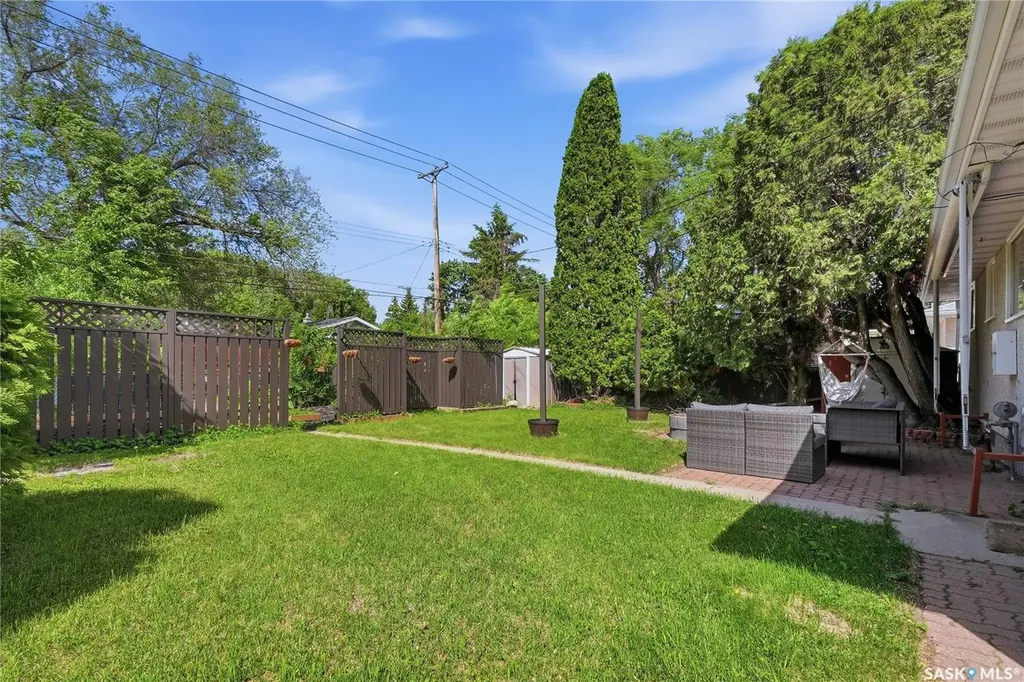 25 Murphy Crescent Saskatoon SK S7J 2T5