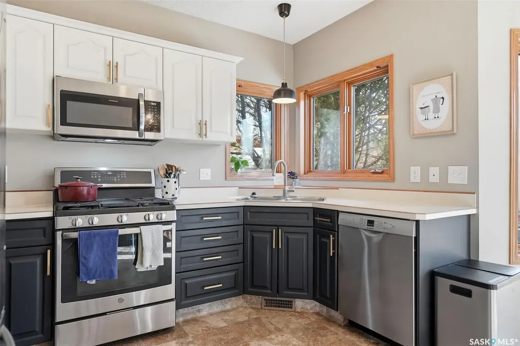 743 Cowley Road Saskatoon SK S7N 4J1
