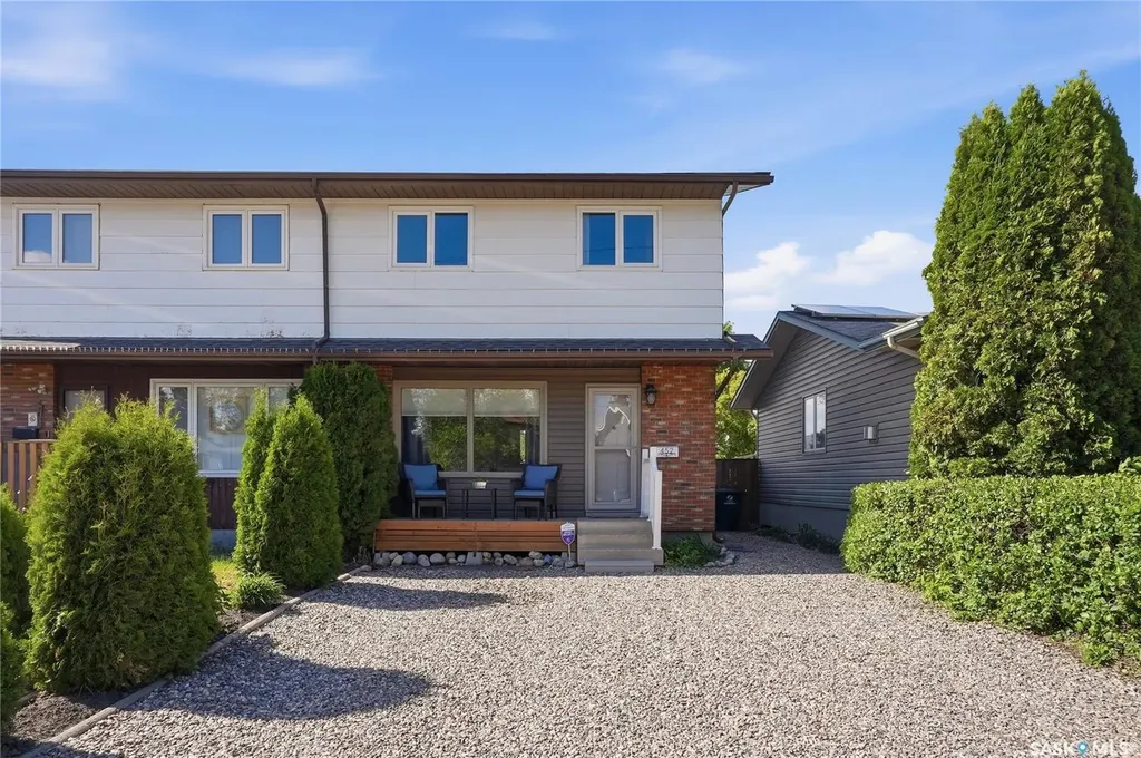 452 Lenore Drive Saskatoon SK S7K 5S7