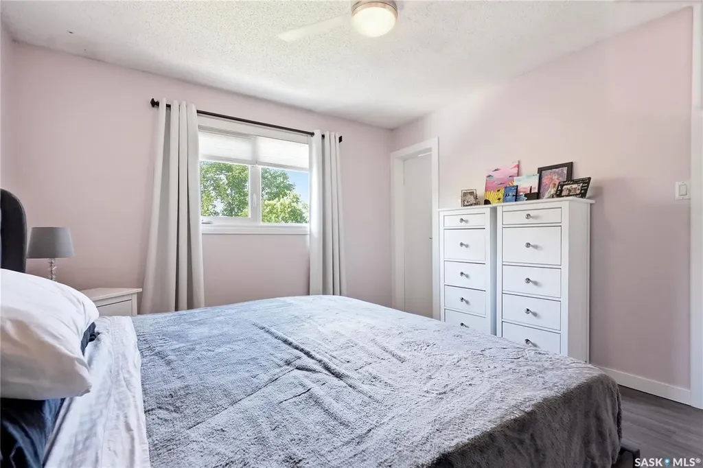 452 Lenore Drive Saskatoon SK S7K 5S7