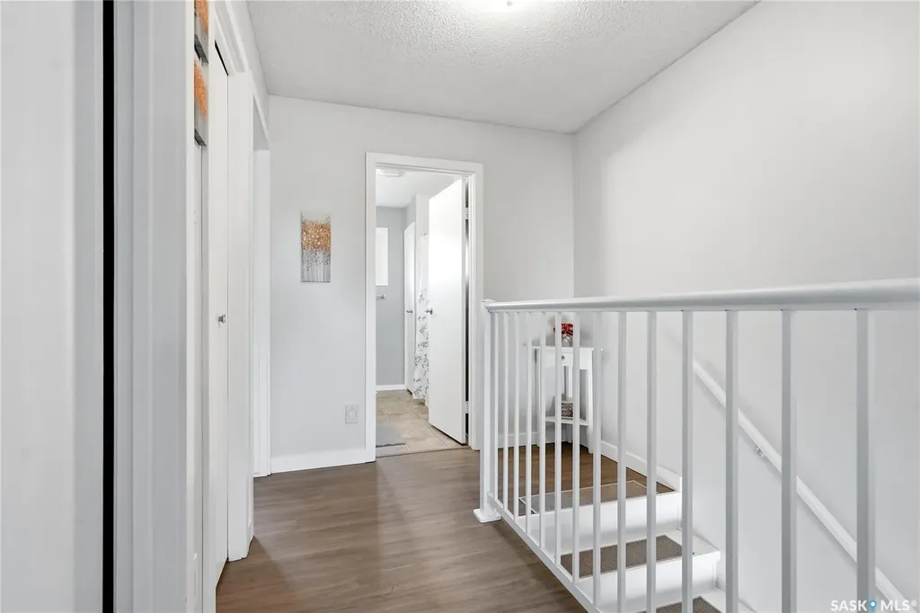 452 Lenore Drive Saskatoon SK S7K 5S7