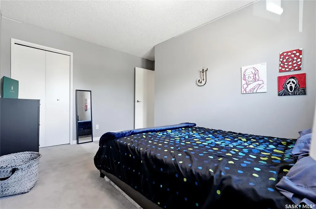 452 Lenore Drive Saskatoon SK S7K 5S7