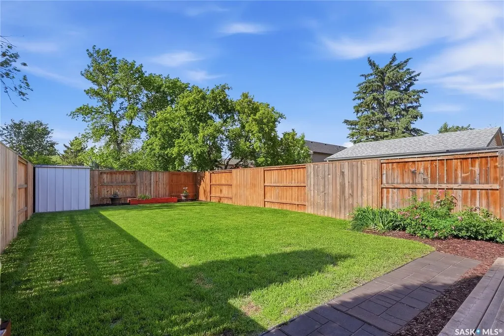 452 Lenore Drive Saskatoon SK S7K 5S7