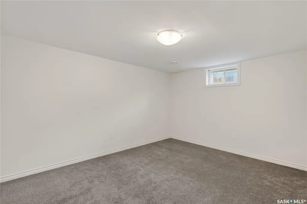 716 3rd Street Humboldt SK S0K 2A0