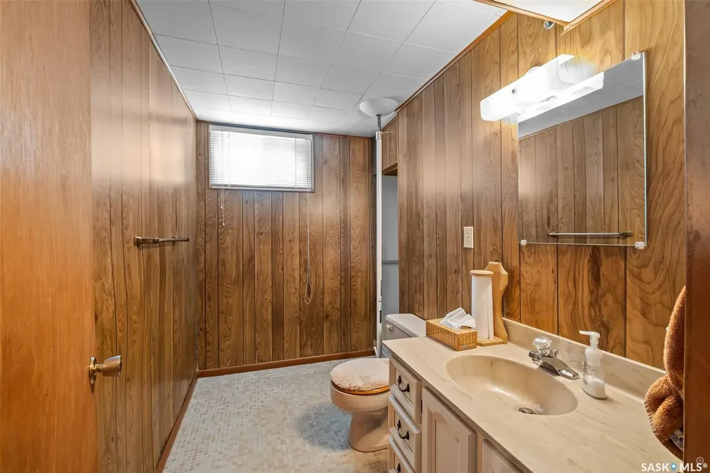 405 21st Street W Prince Albert SK S6V 4J5