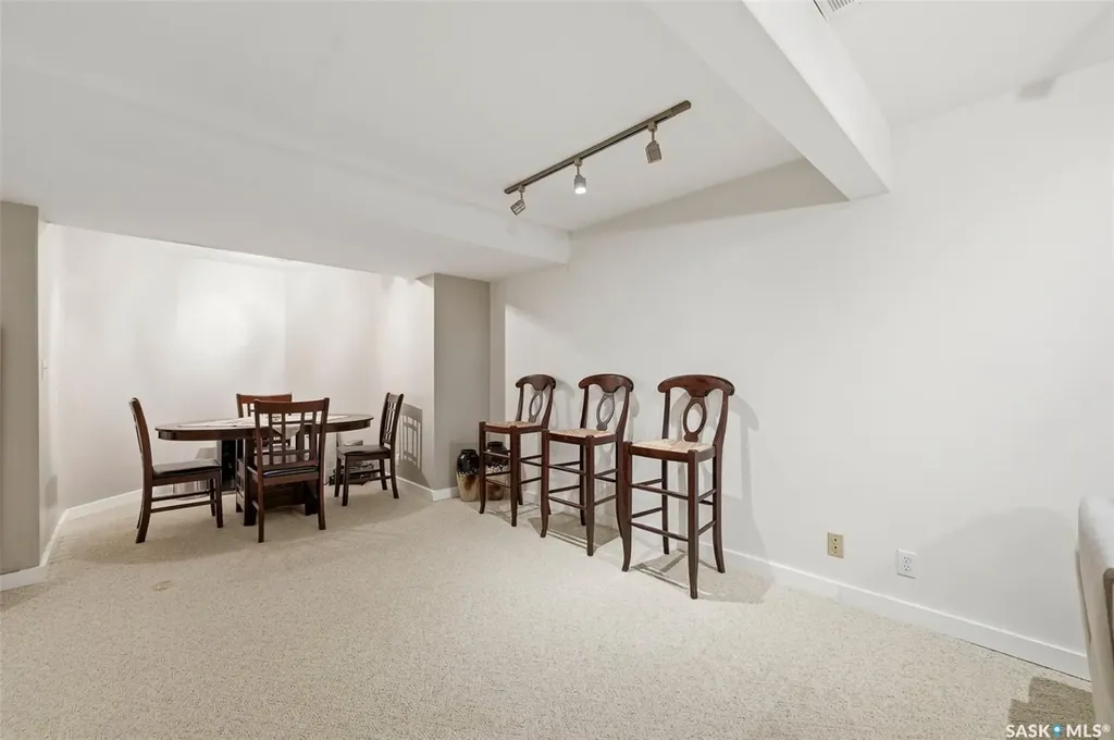 331 Steiger Way Saskatoon SK S7N 4K2