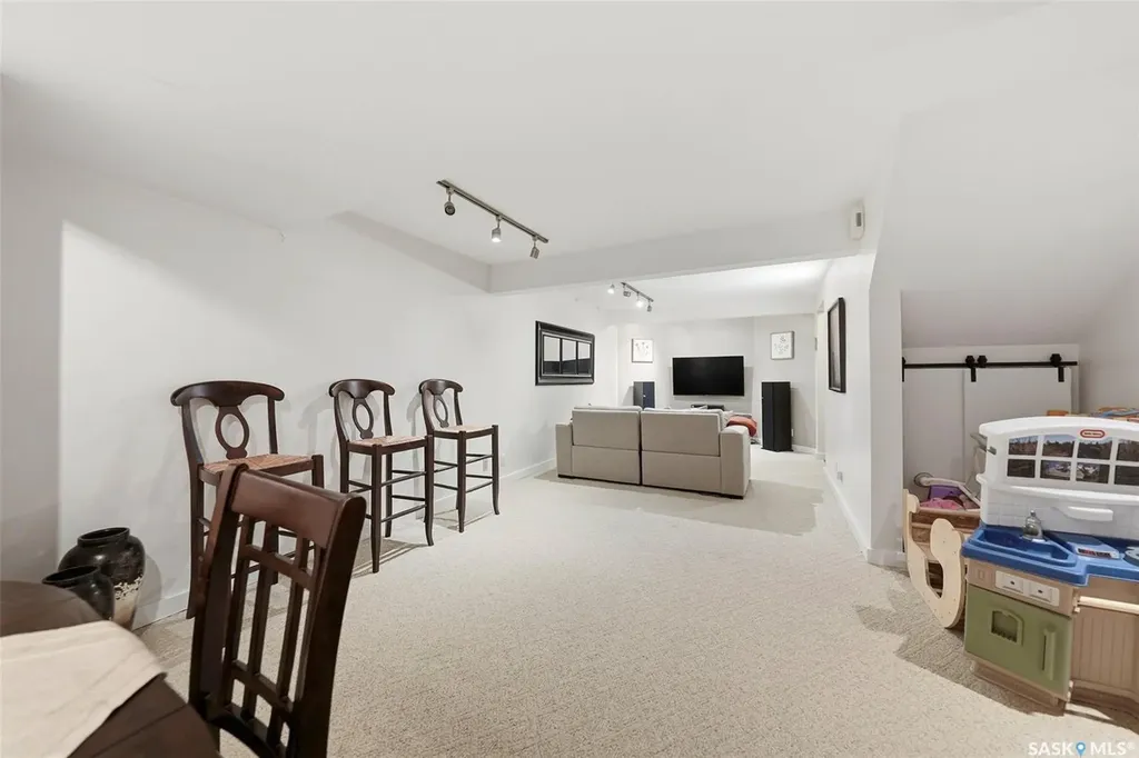 331 Steiger Way Saskatoon SK S7N 4K2