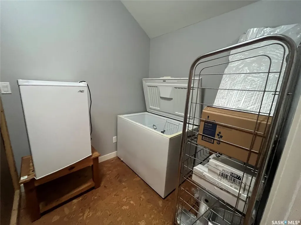 406 Grand Avenue Luseland SK S0L 2A0