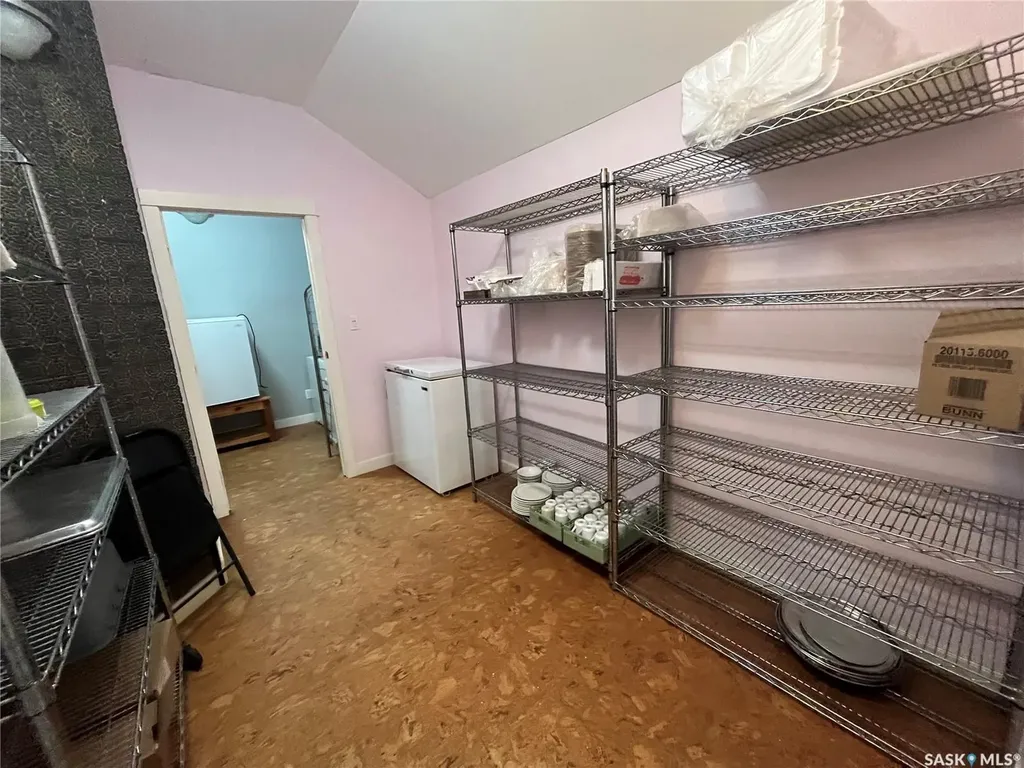 406 Grand Avenue Luseland SK S0L 2A0