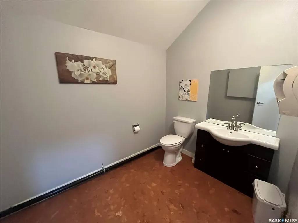 406 Grand Avenue Luseland SK S0L 2A0