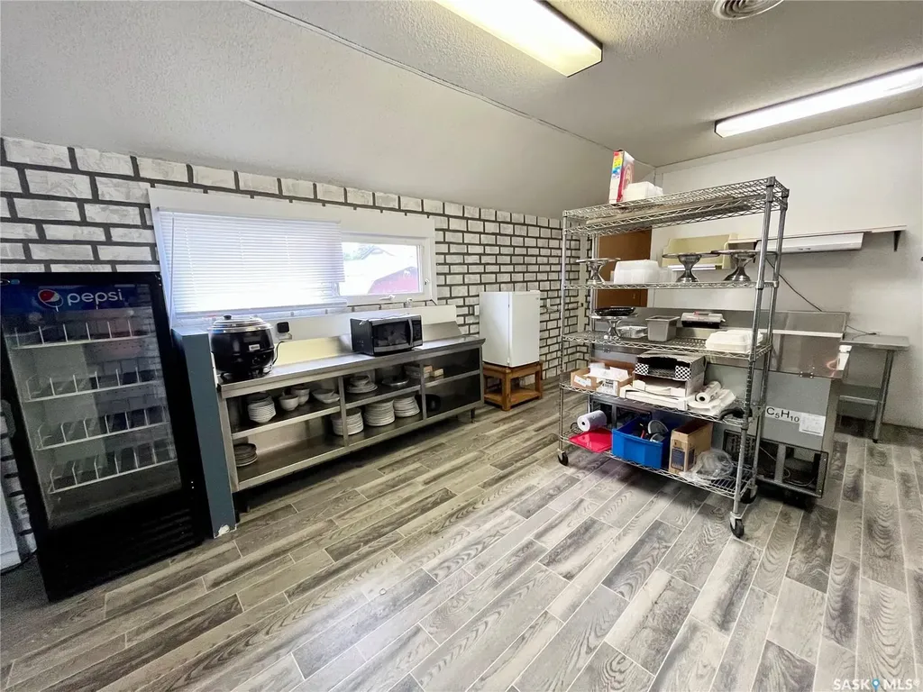 406 Grand Avenue Luseland SK S0L 2A0