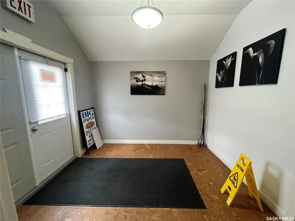 406 Grand Avenue Luseland SK S0L 2A0
