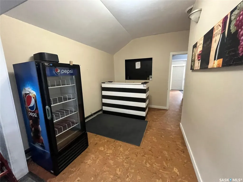 406 Grand Avenue Luseland SK S0L 2A0