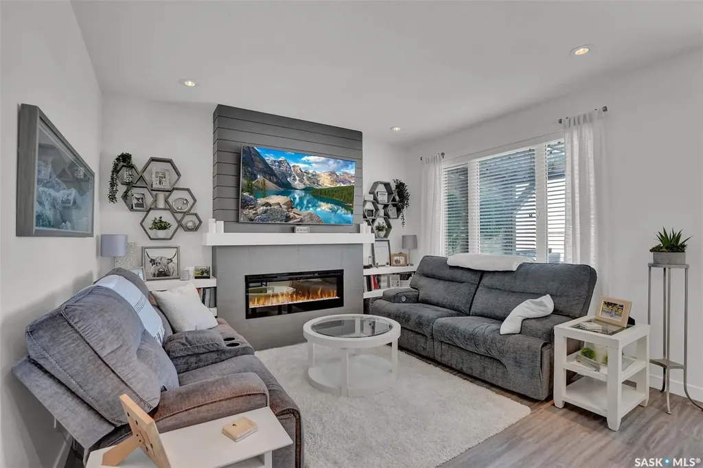 7908 Barley Crescent Regina SK S4Y 0E6