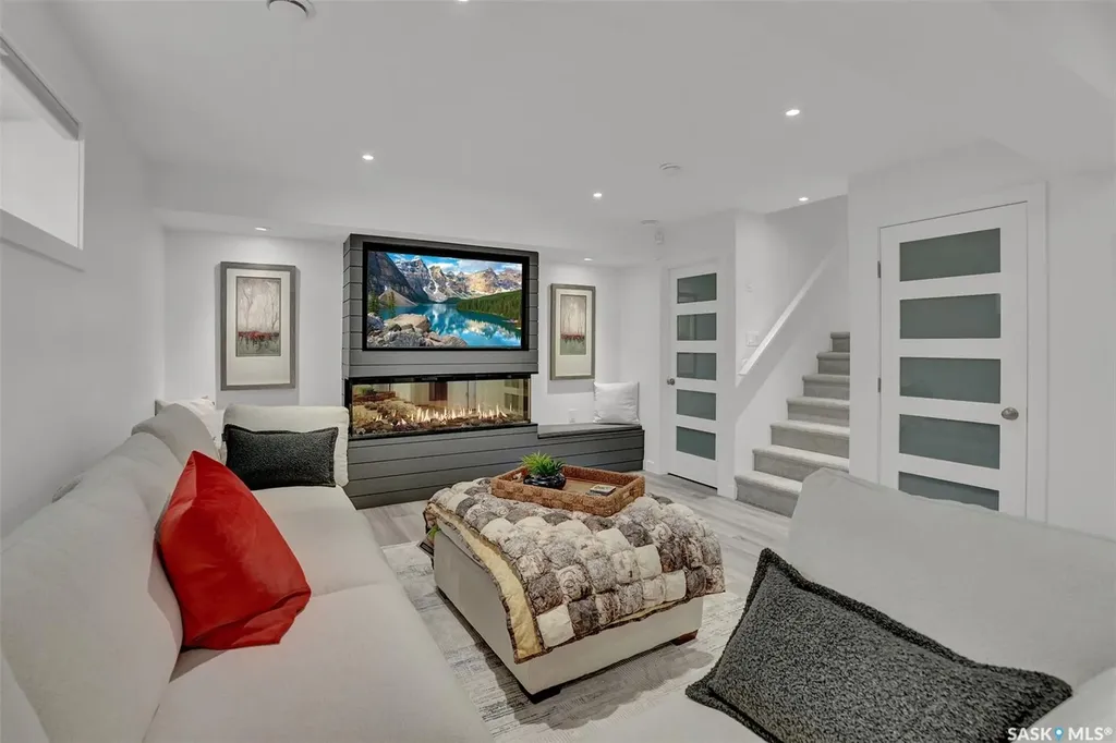 7908 Barley Crescent Regina SK S4Y 0E6