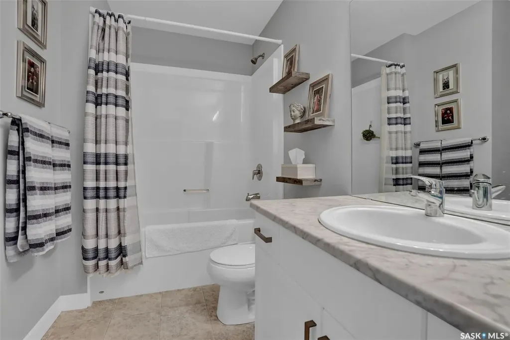 7908 Barley Crescent Regina SK S4Y 0E6