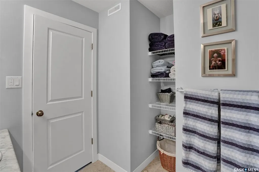 7908 Barley Crescent Regina SK S4Y 0E6
