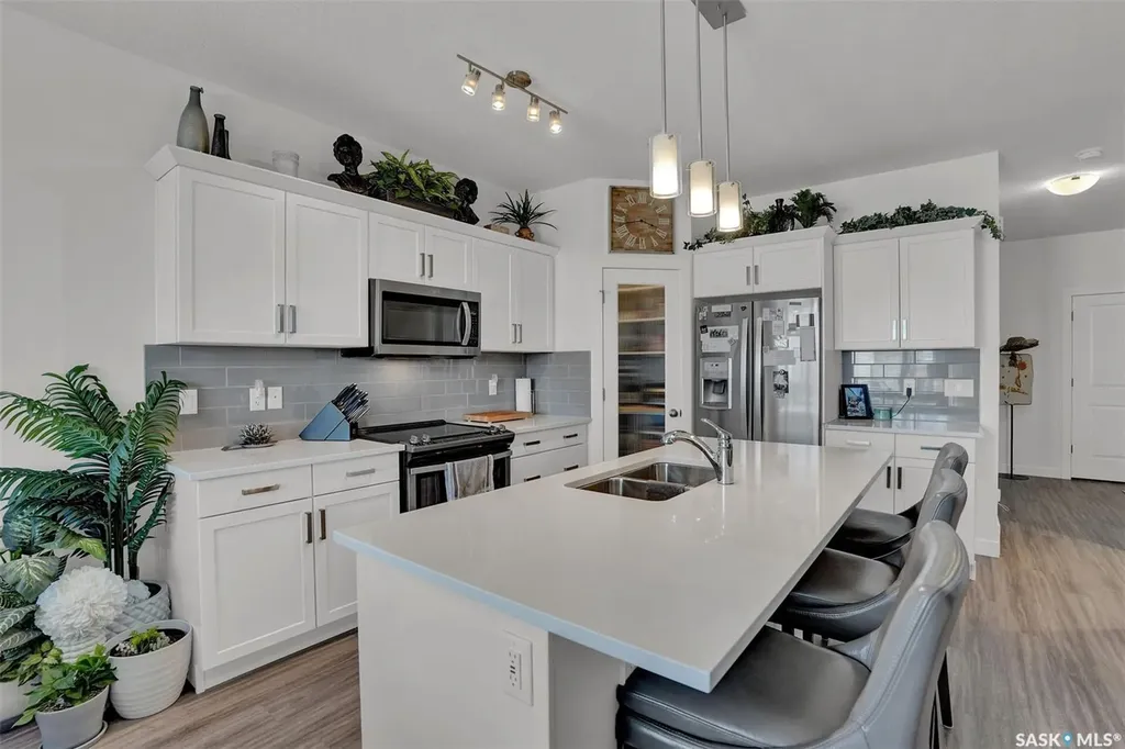 7908 Barley Crescent Regina SK S4Y 0E6
