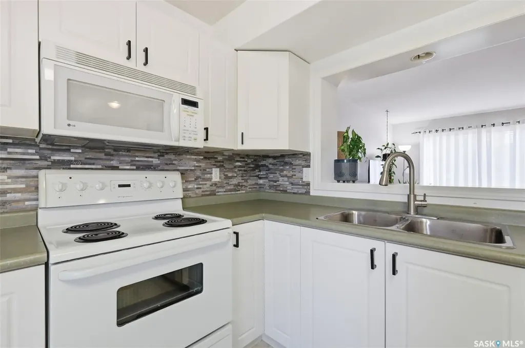 670 Kenderdine Road Saskatoon SK S7N 4W3
