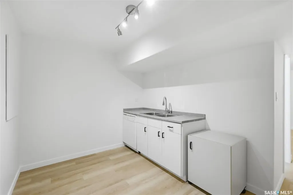 670 Kenderdine Road Saskatoon SK S7N 4W3