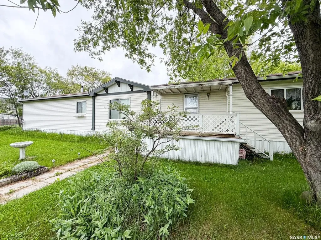 501 7th Avenue E Meadow Lake SK S9X 1X9