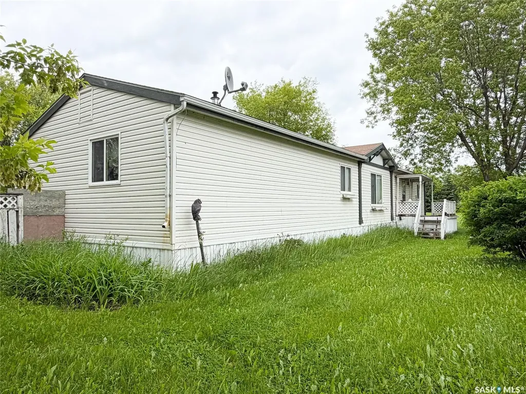 501 7th Avenue E Meadow Lake SK S9X 1X9