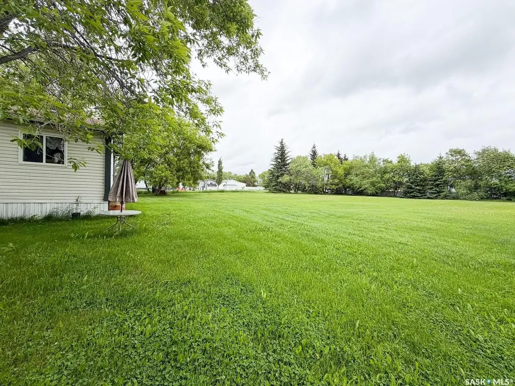 501 7th Avenue E Meadow Lake SK S9X 1X9