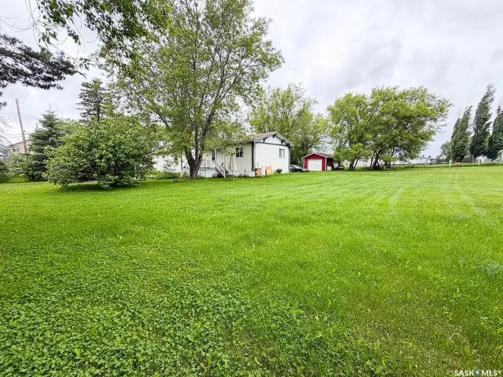 501 7th Avenue E Meadow Lake SK S9X 1X9
