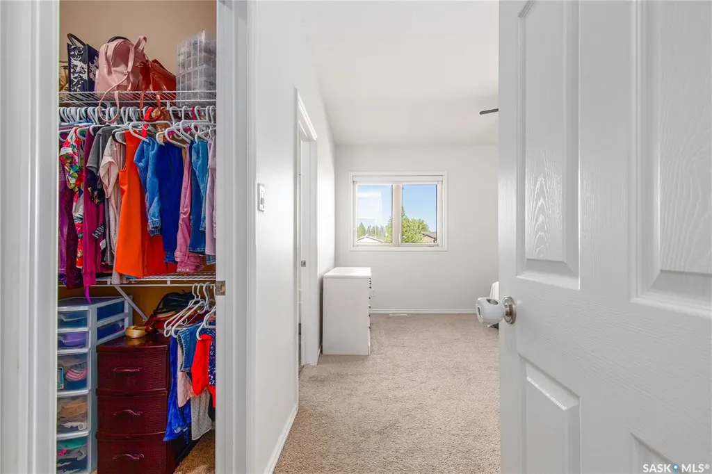 27 Belmont Crescent Moose Jaw SK S6K 1C5