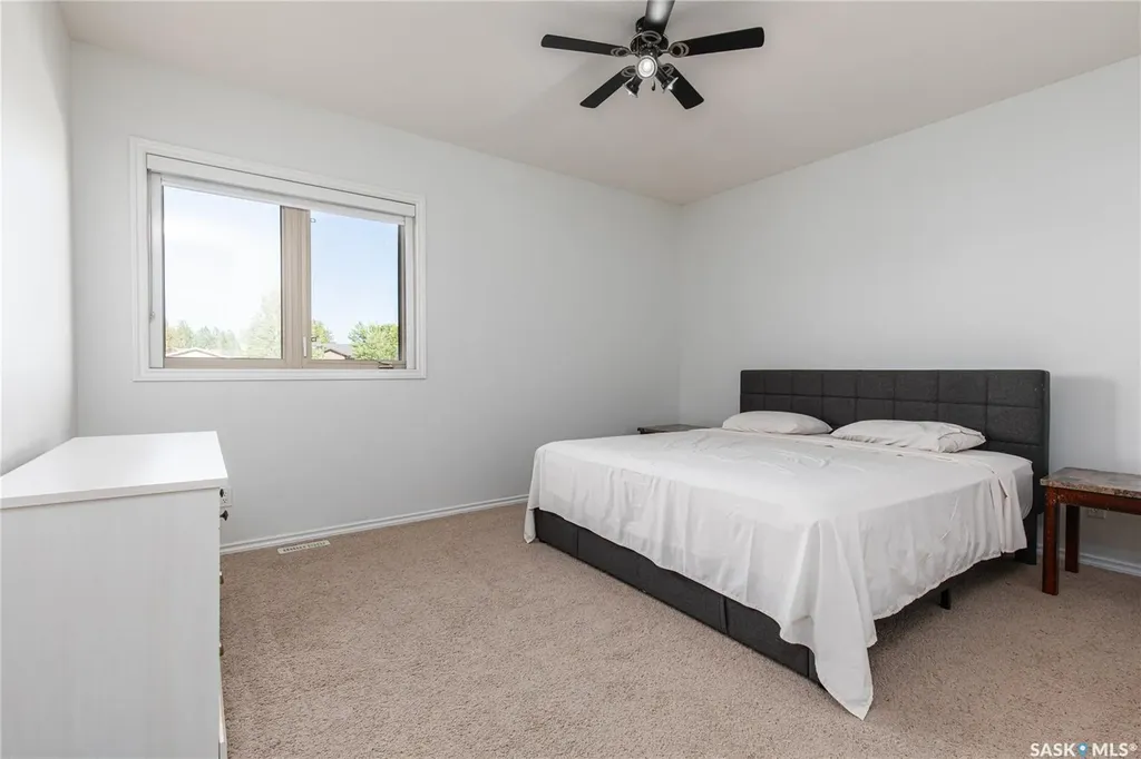 27 Belmont Crescent Moose Jaw SK S6K 1C5