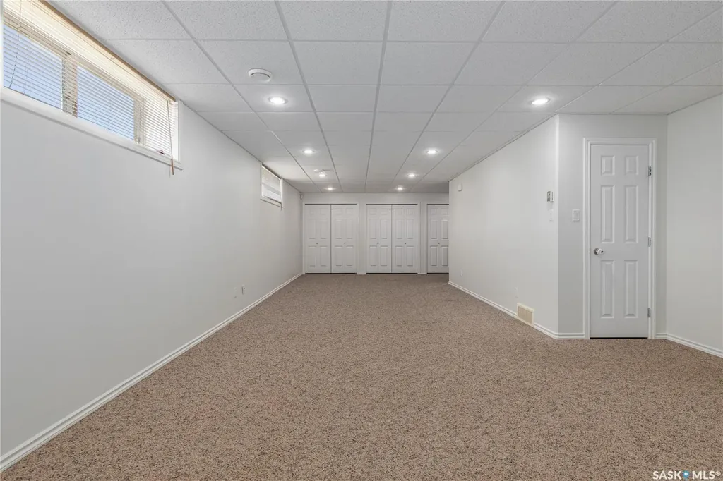 27 Belmont Crescent Moose Jaw SK S6K 1C5