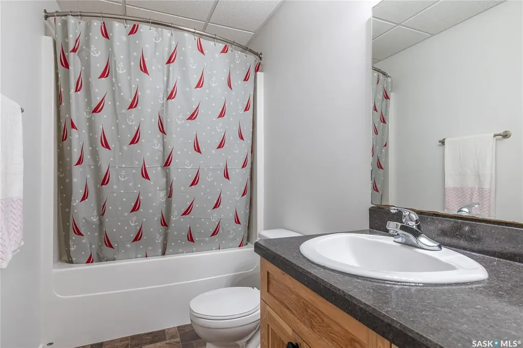 27 Belmont Crescent Moose Jaw SK S6K 1C5