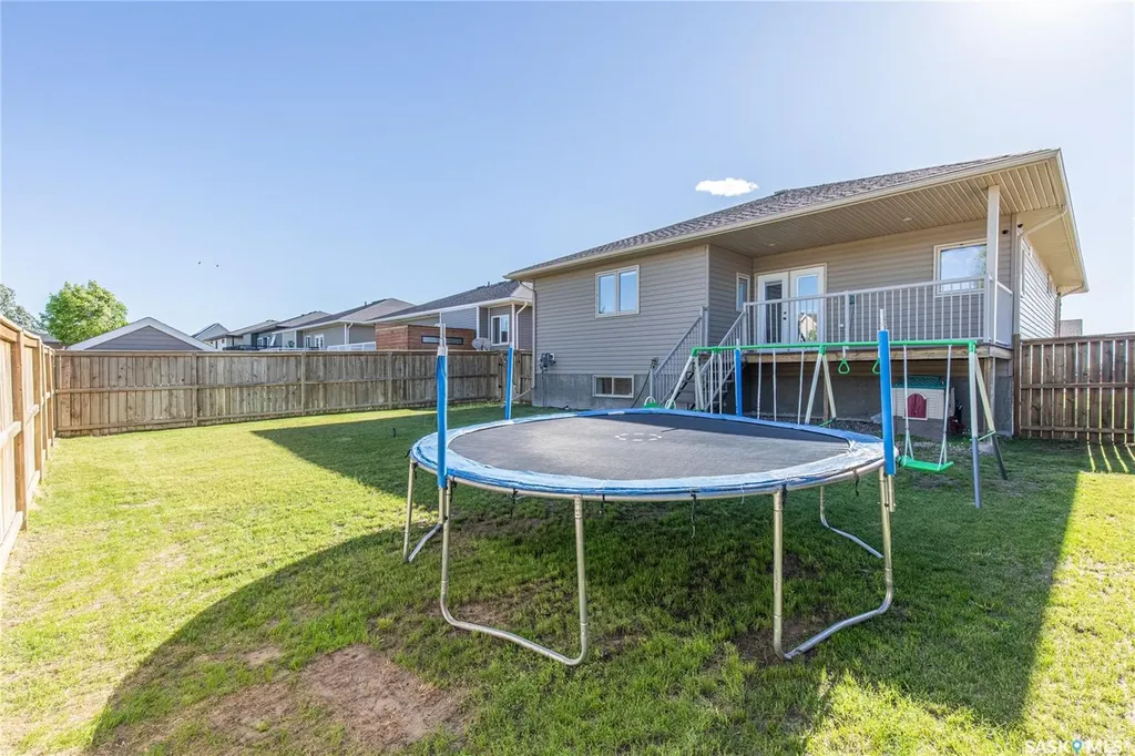 27 Belmont Crescent Moose Jaw SK S6K 1C5