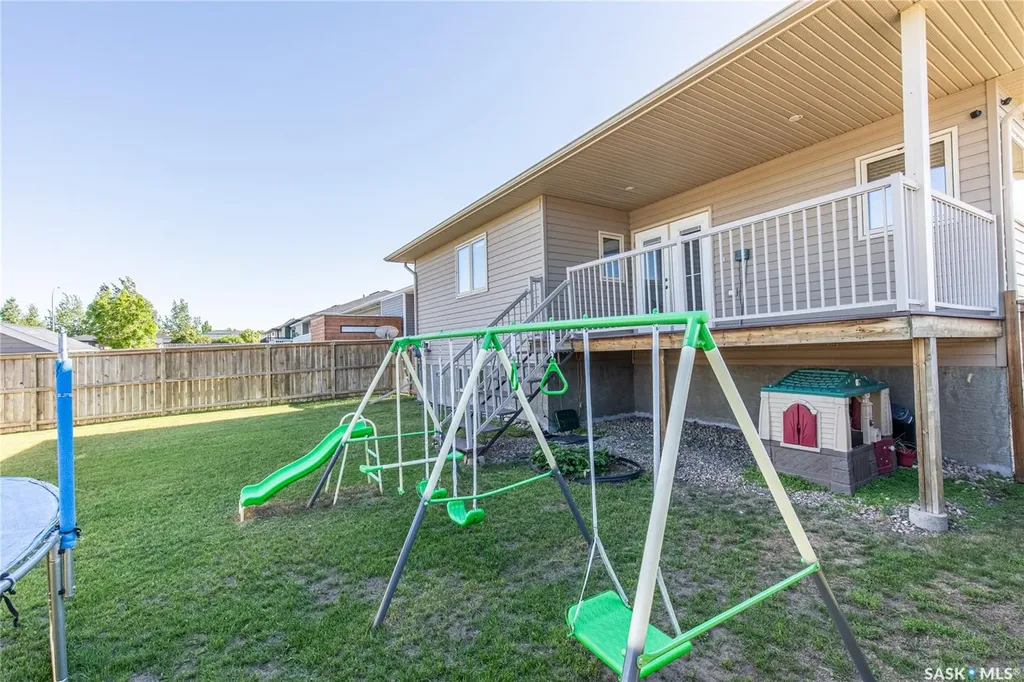 27 Belmont Crescent Moose Jaw SK S6K 1C5