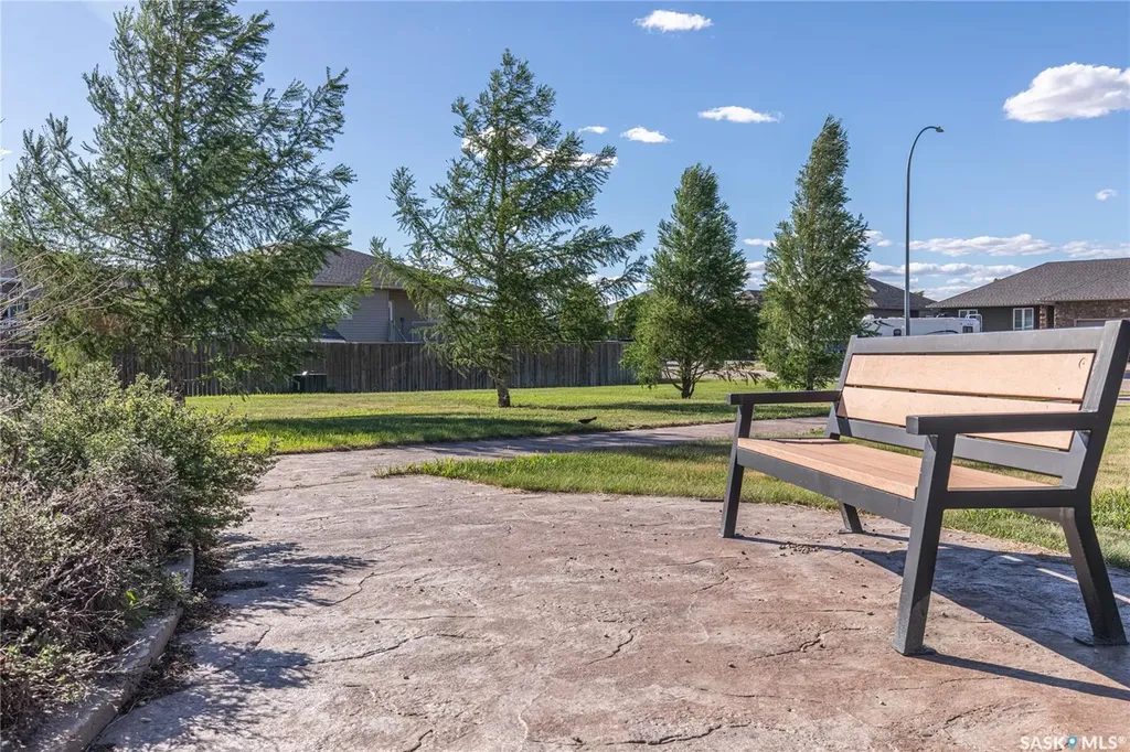 27 Belmont Crescent Moose Jaw SK S6K 1C5