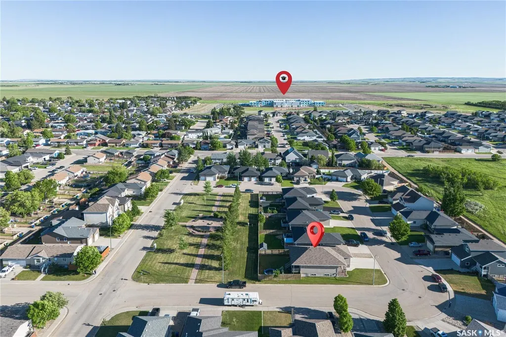 27 Belmont Crescent Moose Jaw SK S6K 1C5